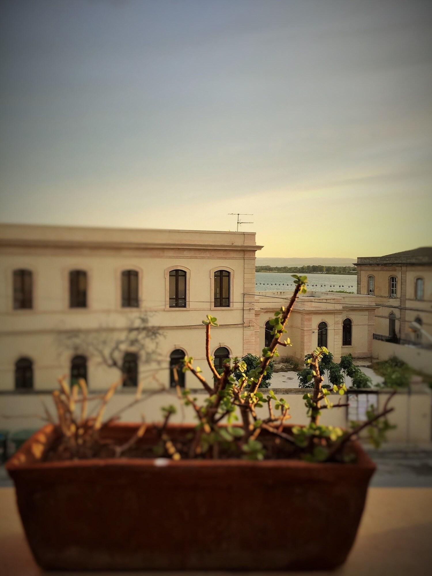 Hotel Mediterraneo Syracuse ภายนอก รูปภาพ