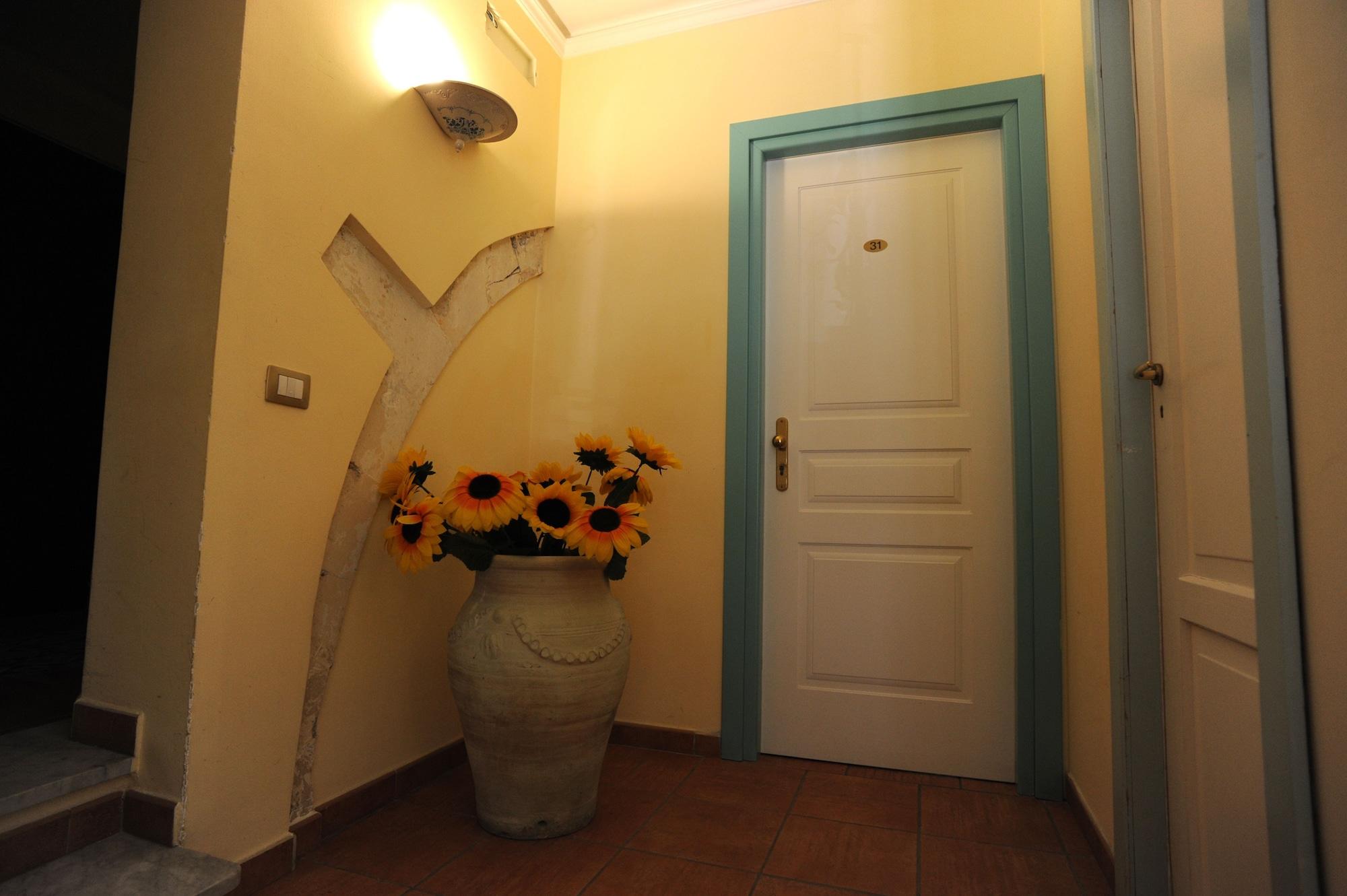 Hotel Mediterraneo Syracuse ภายนอก รูปภาพ