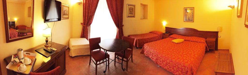 Hotel Mediterraneo Syracuse ภายนอก รูปภาพ